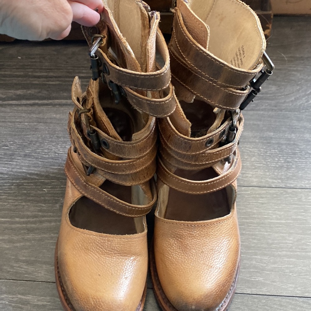 Freebird mary Jane boots